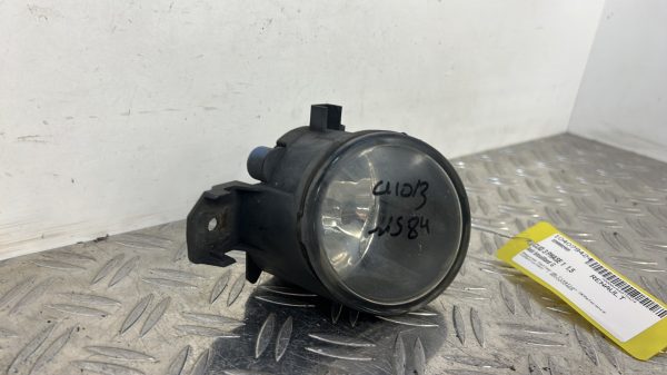 Anti brouillard gauche (feux) RENAULT CLIO 3 PHASE 1 – 8200002469