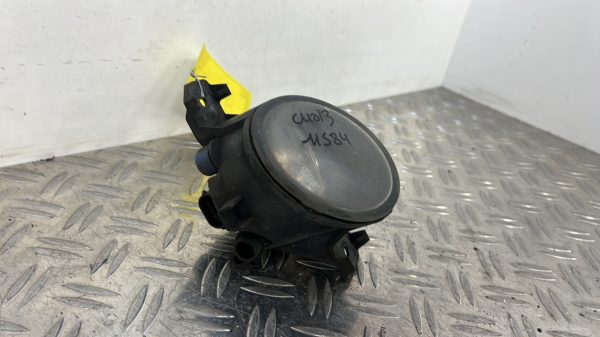 Anti brouillard droit (feux) RENAULT CLIO 3 PHASE 1 – 8200002470
