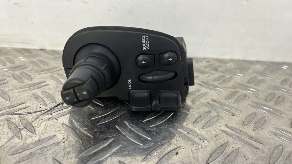 Commodo d’essuie glaces RENAULT CLIO 3 PHASE 1 – 88103009168