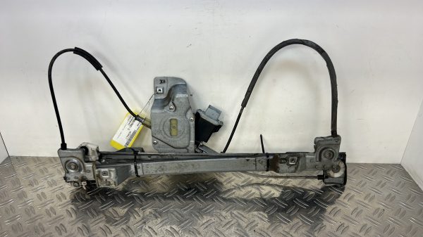 Leve vitre electrique avant gauche RENAULT KANGOO 2 PHASE 2 – 12800120101C / 807211404R