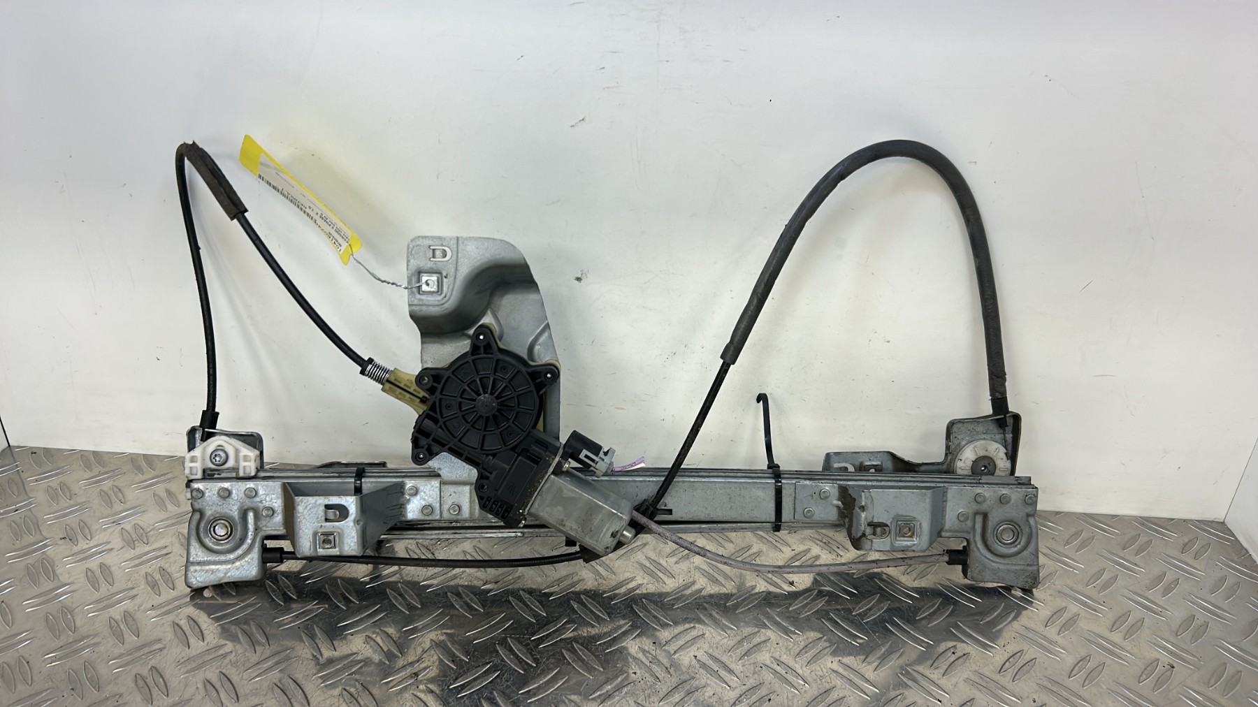 Leve vitre electrique avant droit RENAULT KANGOO 2 PHASE 2 – 807207012R