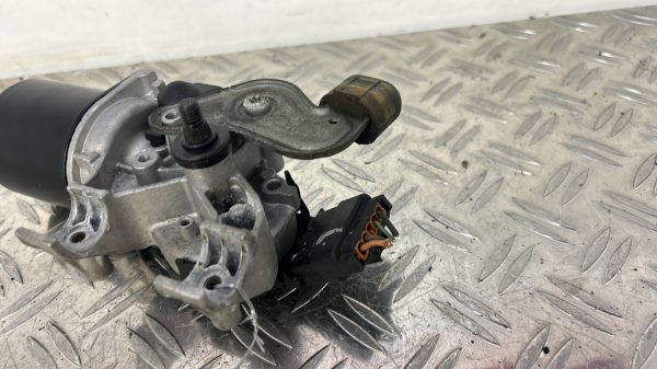 Moteur essuie glace avant RENAULT CLIO 3 PHASE 1 – 8200268931
