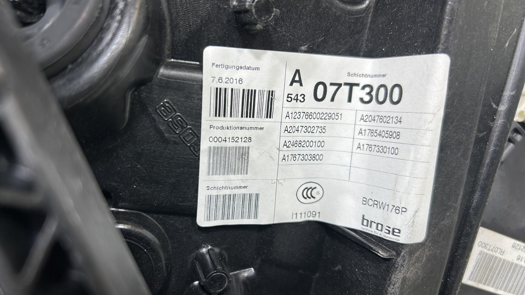 Moteur leve vitre arriere gauche MERCEDES CLASSE A 176 PHASE 2 – A12376600229051 / A1767303800 / A2468200100 / A2047302735 / A2047602134 / A1765405908 / A1767330100