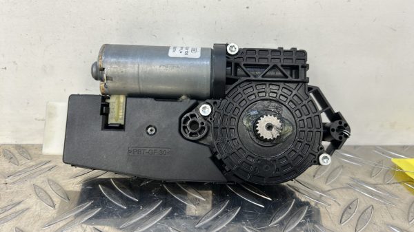 Moteur toit ouvrant MERCEDES CLASSE A 176 PHASE 2 – A1769006902