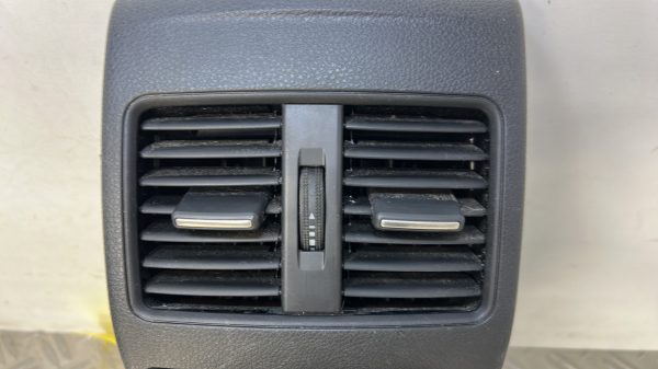 Aerateur tableau de bord MERCEDES CLASSE A 176 PHASE 2 – A2468300502