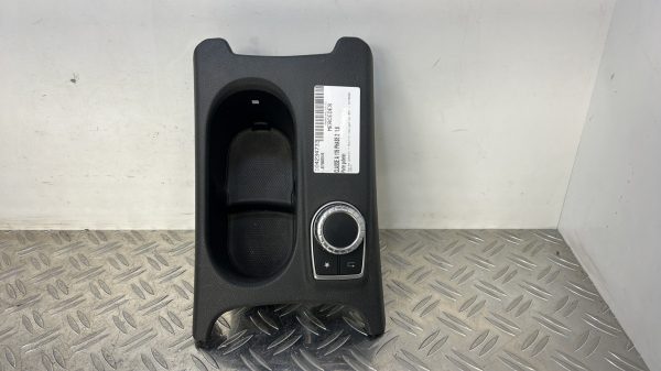 Porte gobelet MERCEDES CLASSE A 176 PHASE 2 – A1766801610
