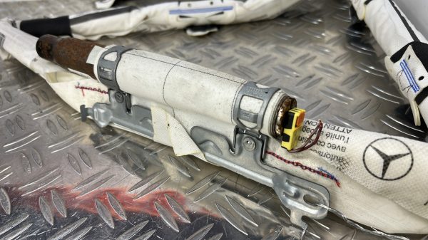 Air bag rideau gauche MERCEDES CLASSE A 176 PHASE 2 – 623640201D