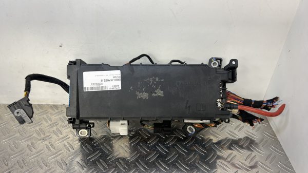 Porte fusible MERCEDES CLASSE A 176 PHASE 2 – A2465402614