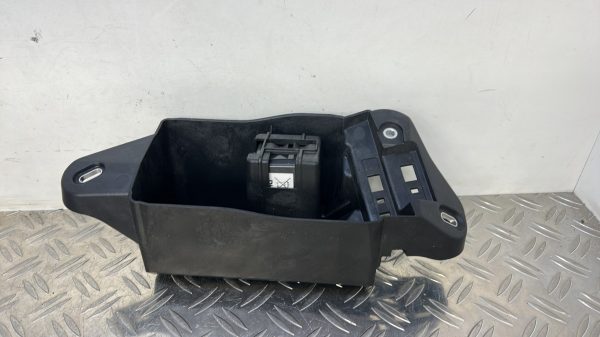 Coffre à batterie MERCEDES CLASSE A 176 PHASE 2 – A2465402403