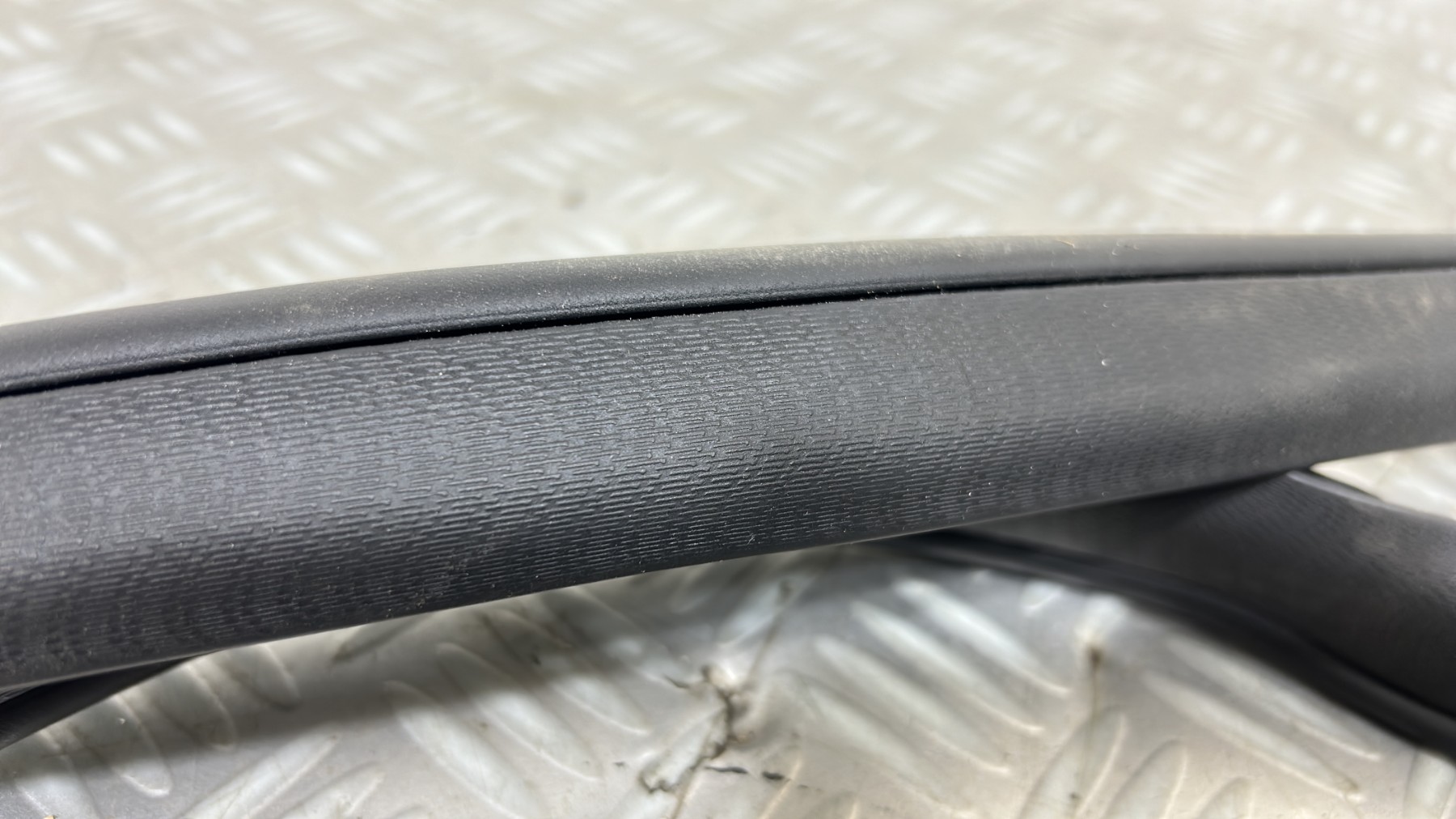 Joint de porte arriere gauche MERCEDES CLASSE A 176 PHASE 2 – A1766920176