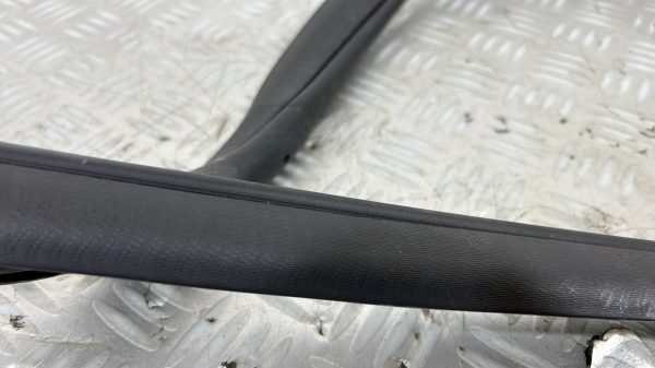 Joint de porte arriere droite MERCEDES CLASSE A 176 PHASE 2 – A1766920176