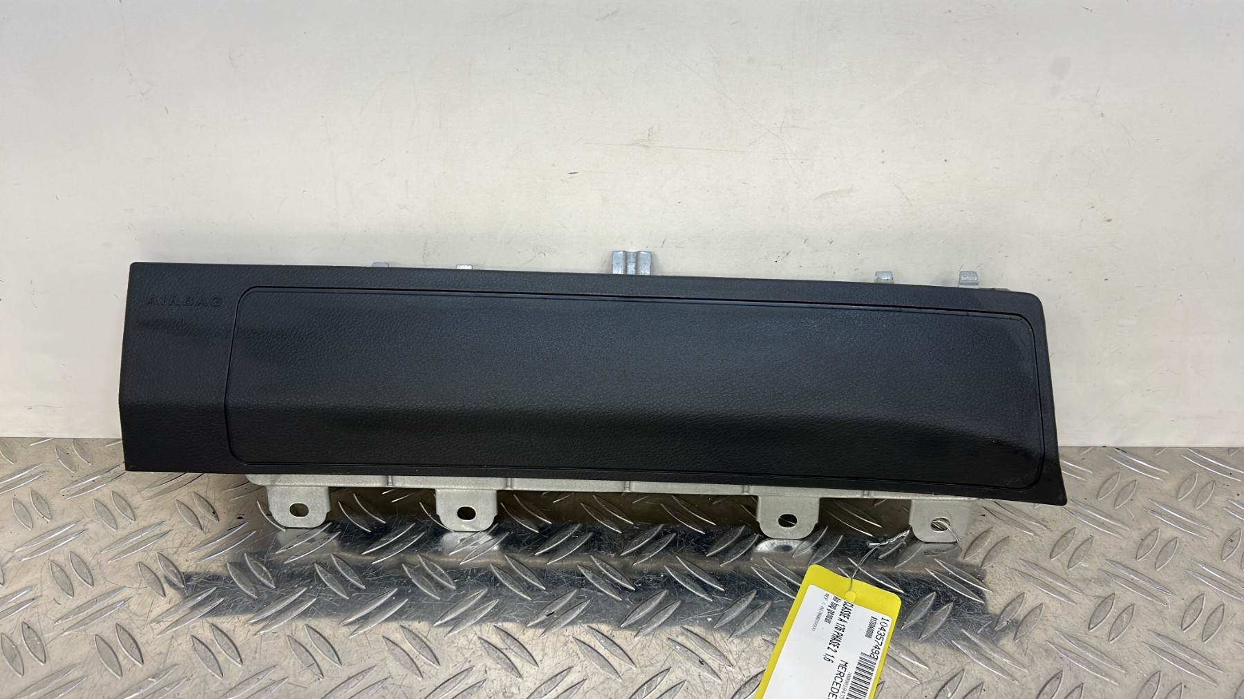 Air bag genoux MERCEDES CLASSE A 176 PHASE 2 – A1768600000