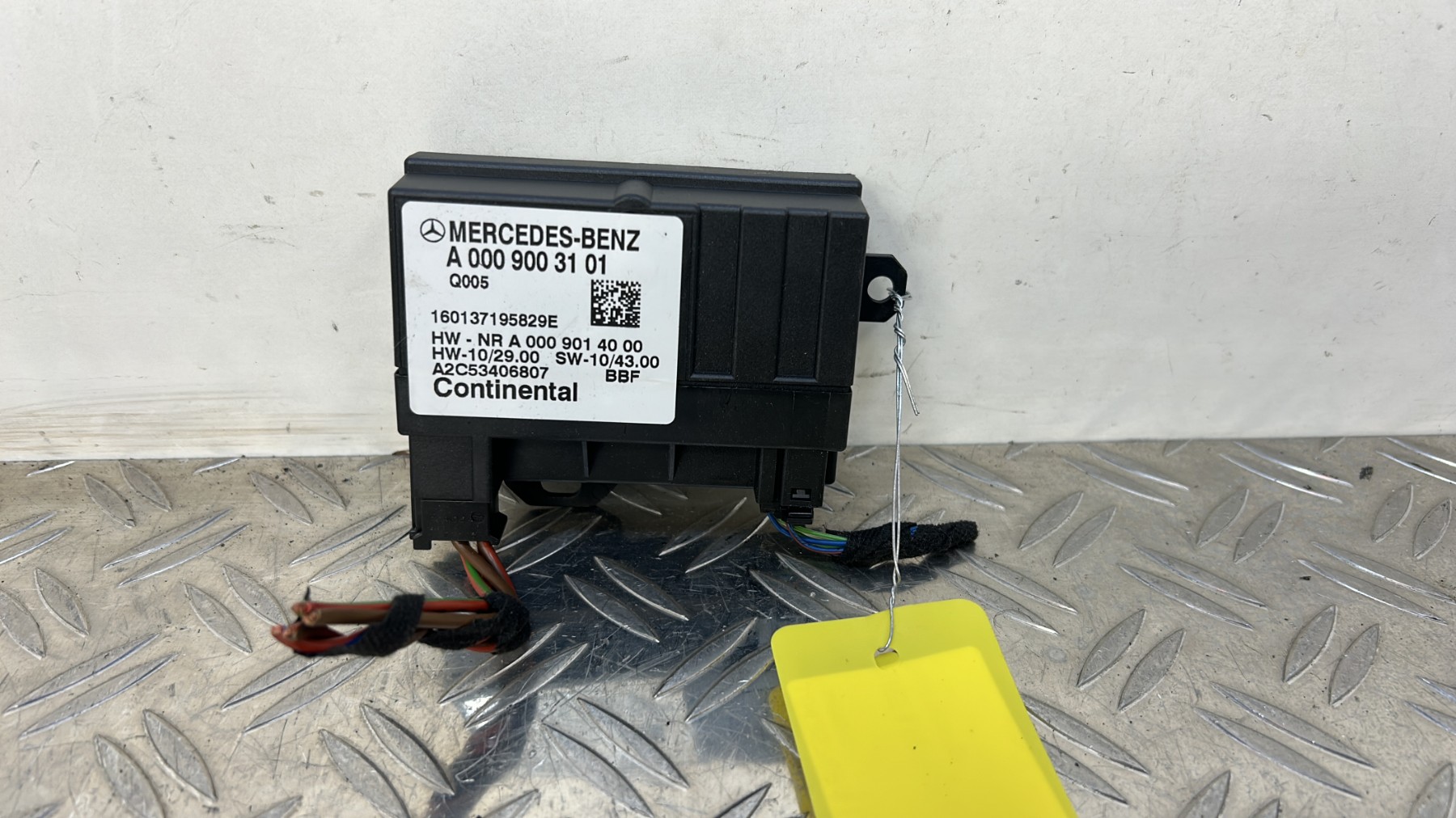 Boîtier Pompe à carburant MERCEDES CLASSE A 176 PHASE 2 – A0009003101