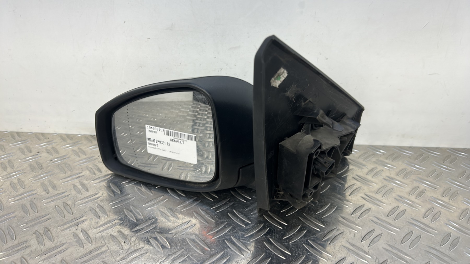 Retroviseur gauche RENAULT MEGANE 3 PHASE 1 – 963020181R