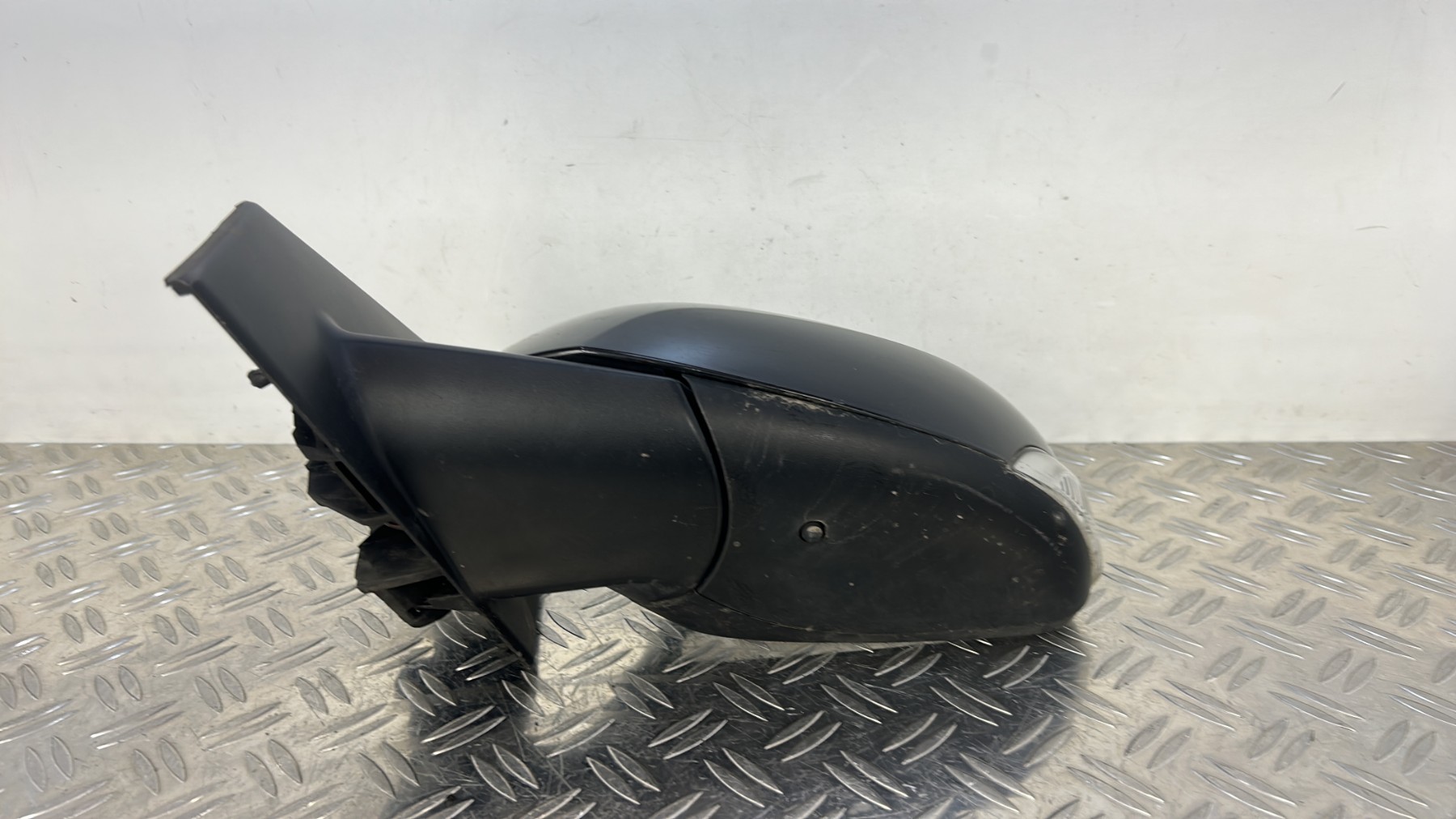 Retroviseur gauche RENAULT MEGANE 3 PHASE 1 – 963020181R