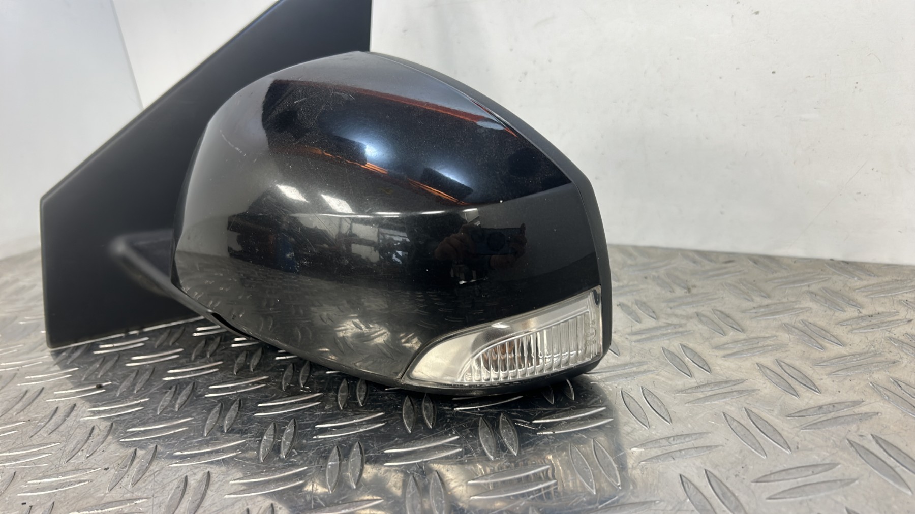 Retroviseur gauche RENAULT MEGANE 3 PHASE 1 – 963020181R
