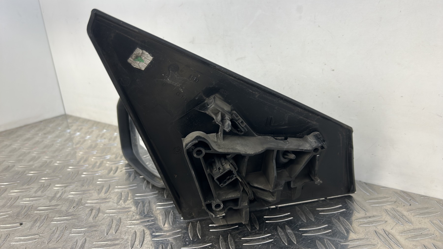 Retroviseur gauche RENAULT MEGANE 3 PHASE 1 – 963020181R