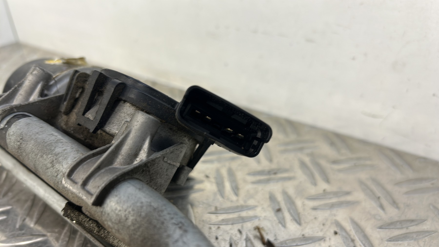 Moteur essuie glace avant RENAULT MEGANE 3 PHASE 1 – 288000001R
