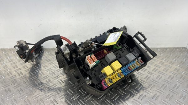 Porte fusible MERCEDES CLASSE A 176 PHASE 2 – A2465403803 / A1175450800