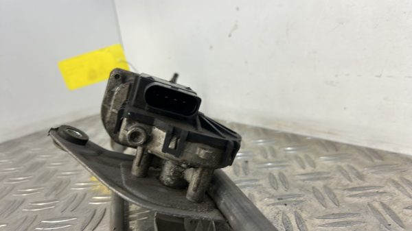 Moteur essuie glace avant PEUGEOT BIPPER – 064300350 / 1371045080