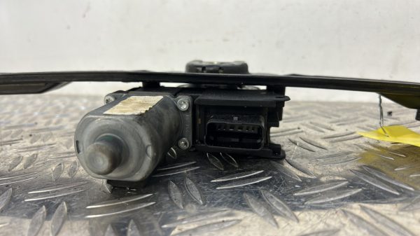 Leve vitre electrique avant gauche PEUGEOT BIPPER – 1666090580