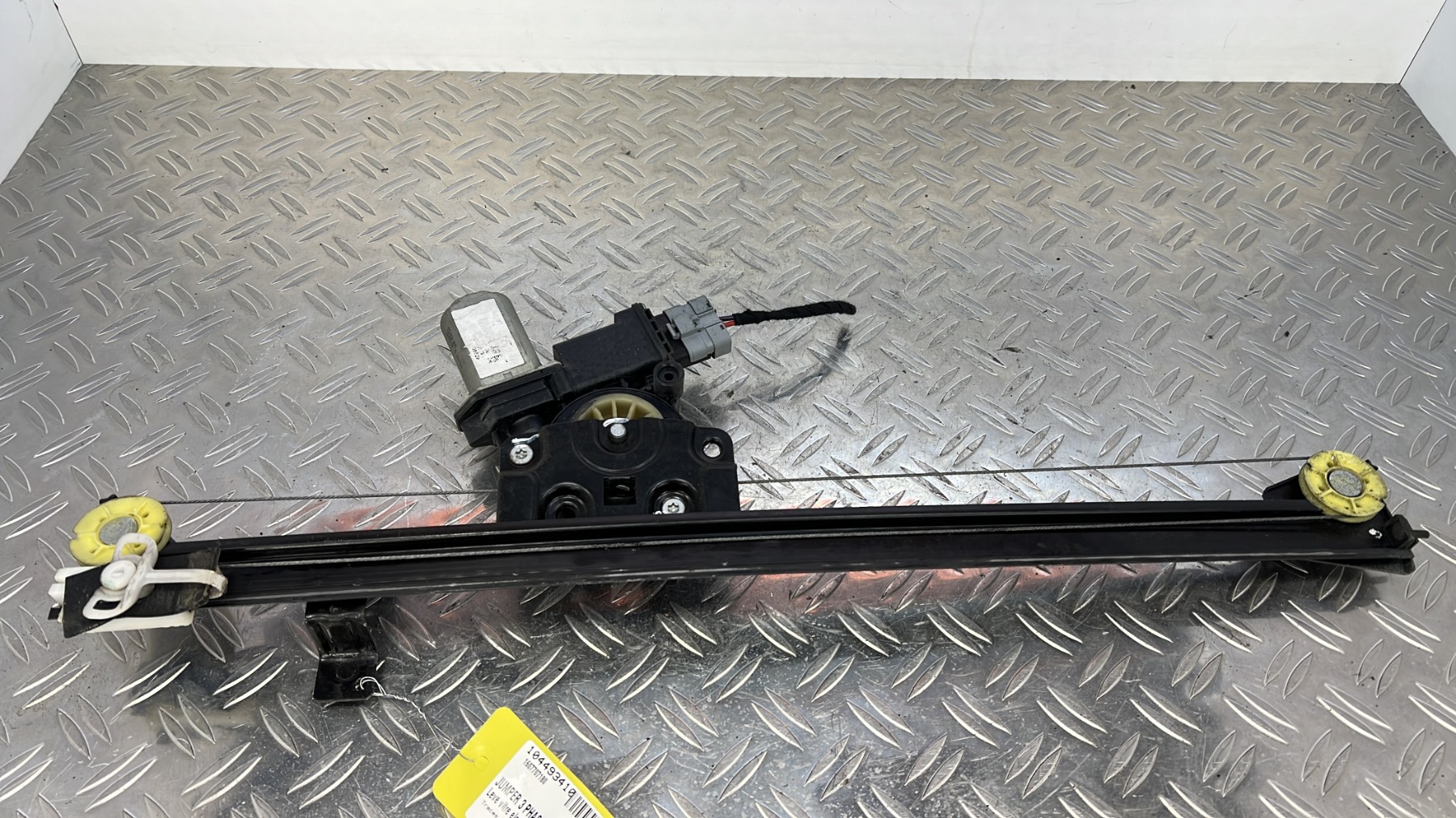 Leve vitre electrique avant droit CITROEN JUMPER 3 PHASE 1 – 1607707180