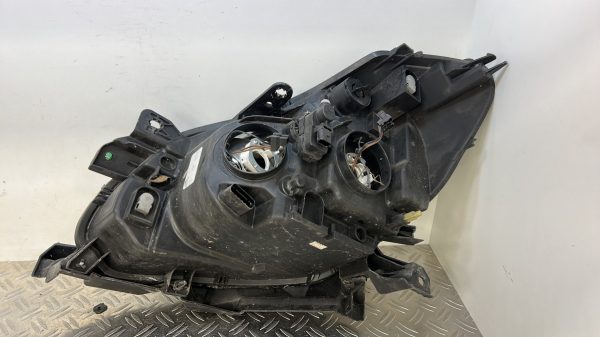 Optique avant secondaire droit (feux)(clignotant) RENAULT CLIO 3 PHASE 1 – 8200459823