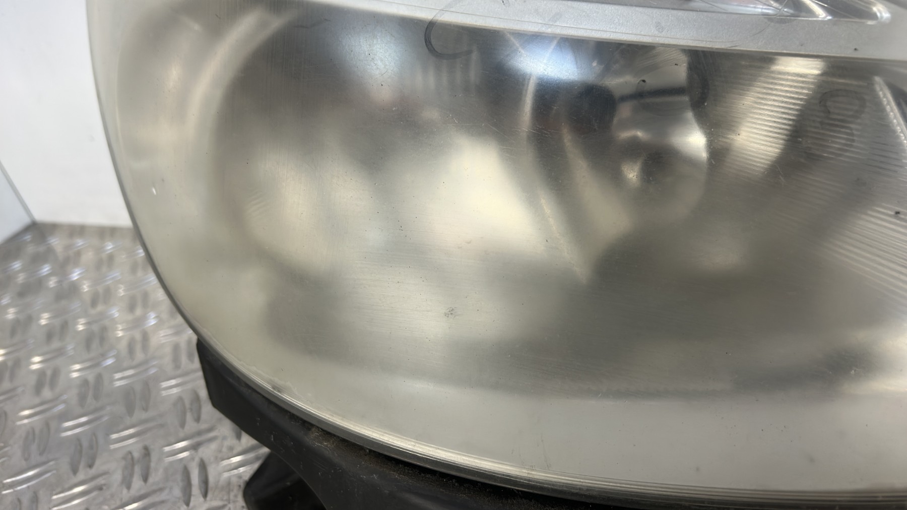 Optique avant secondaire droit (feux)(clignotant) RENAULT CLIO 3 PHASE 1 – 8200459823