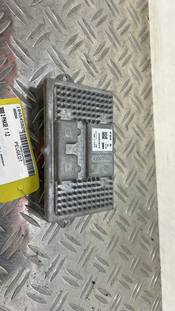 Boitier xenon PEUGEOT 3008 2 PHASE 1 – 90093044