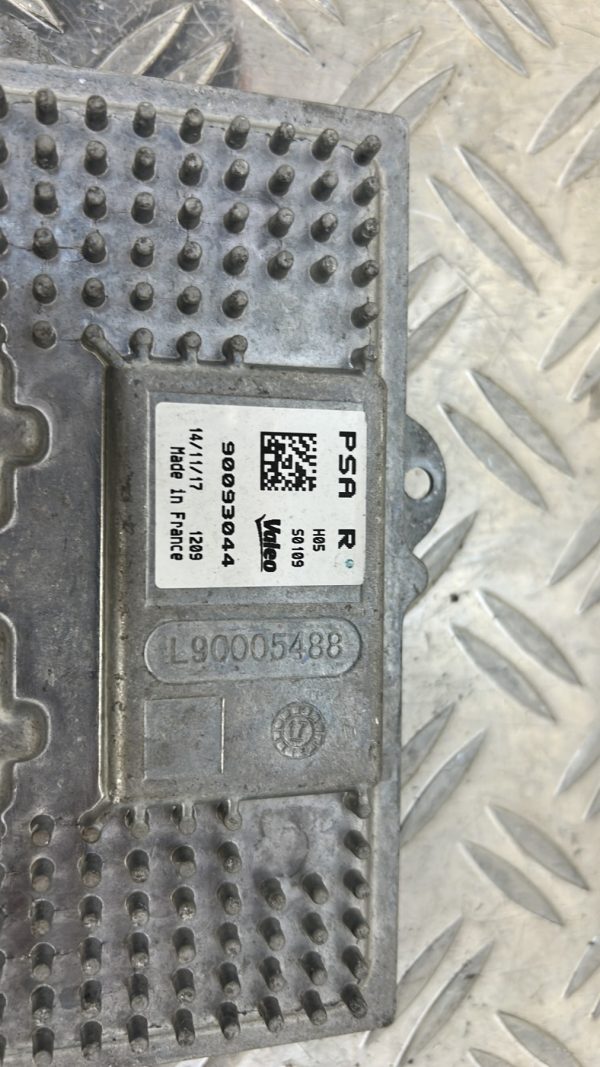 Boitier xenon PEUGEOT 3008 2 PHASE 1 – 90093044