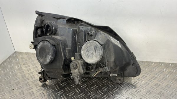 Optique avant principal gauche (feux)(phare) RENAULT CLIO 2 PHASE 2 – (1DB00846119)