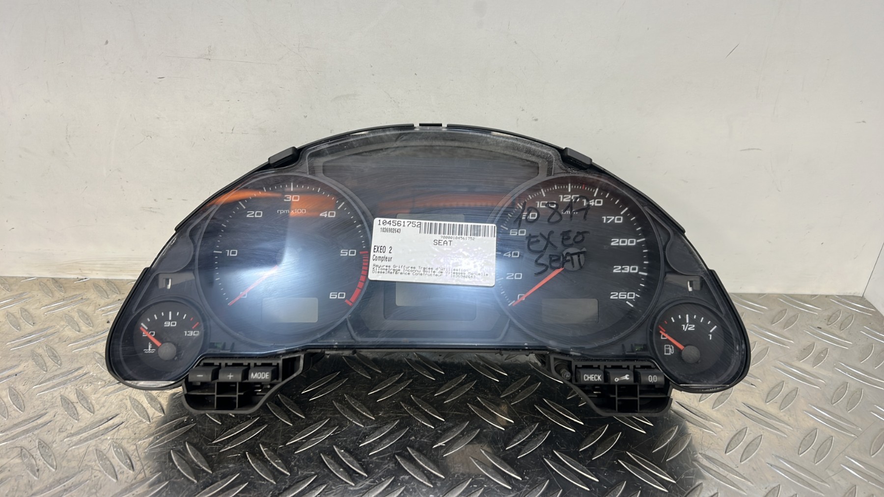 Compteur SEAT EXEO – 1036902643