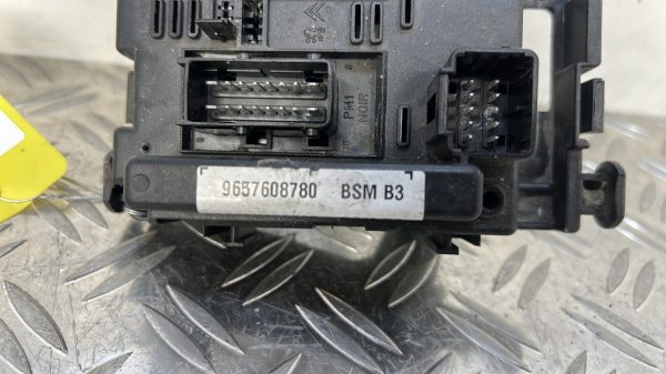 Boitier servitude moteur (BSM) PEUGEOT 206 PHASE 2 – 9657608780