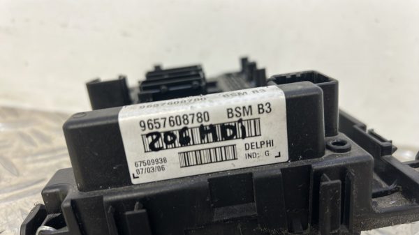Boitier servitude moteur (BSM) PEUGEOT 206 PHASE 2 – 9657608780