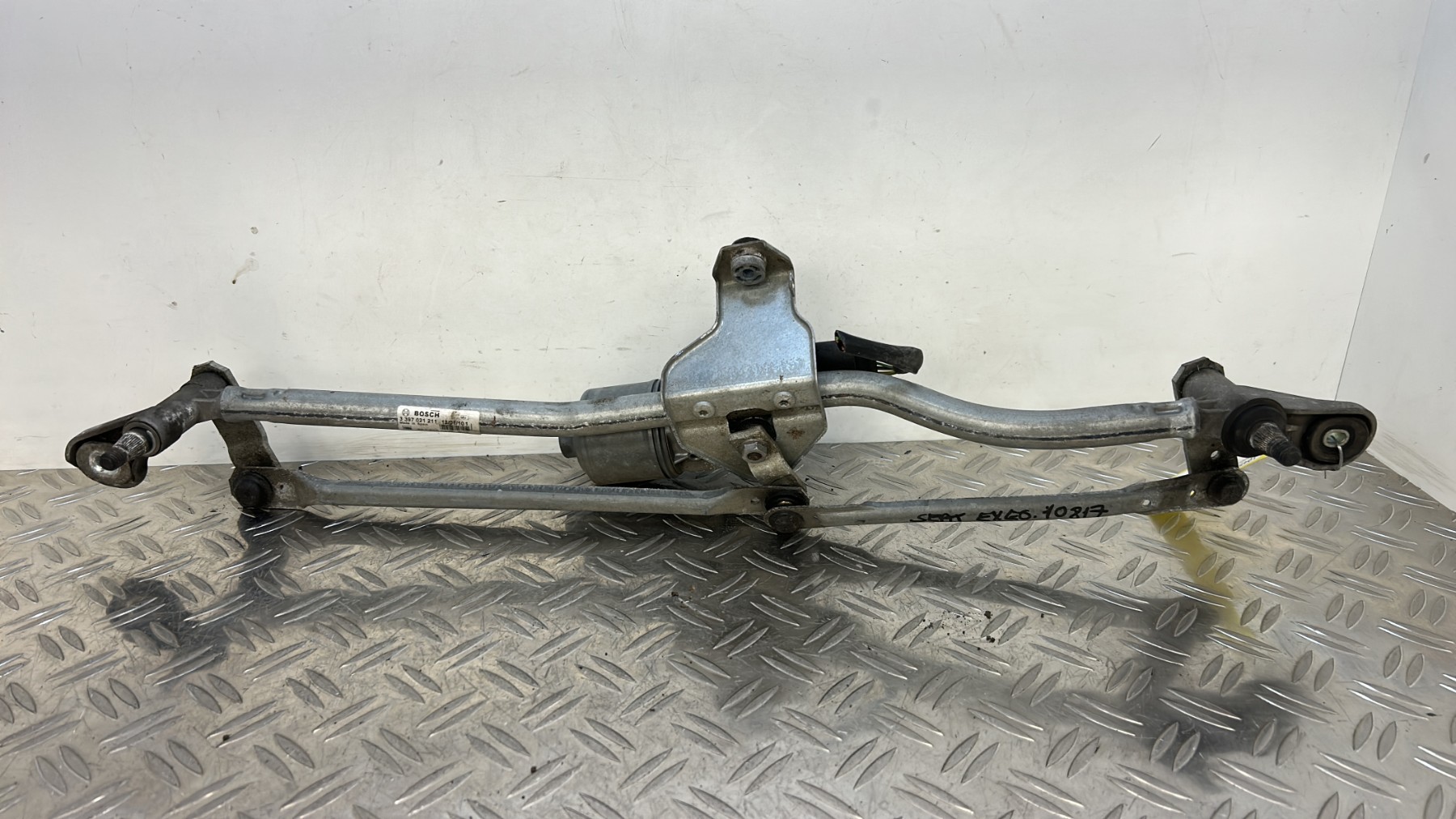Moteur essuie glace avant SEAT EXEO – (3397021211)
