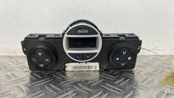 Commande chauffage RENAULT CLIO 3 PHASE 2 – 8200296683