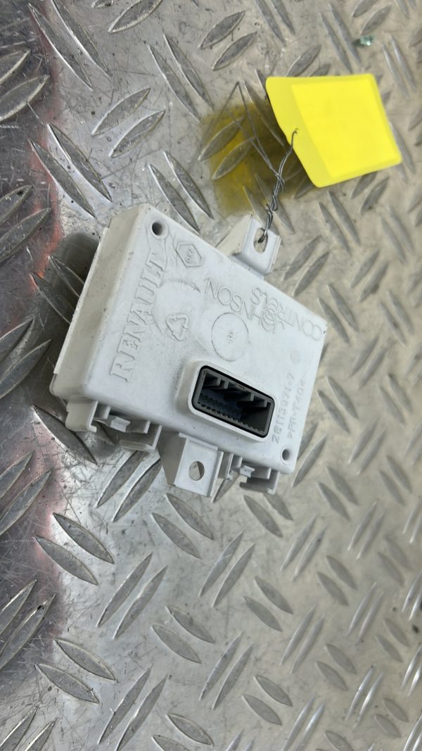Module électronique RENAULT CLIO 3 PHASE 2 – (280380655R)