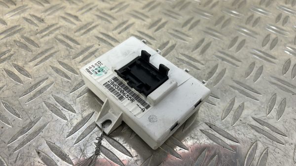 Module électronique RENAULT CLIO 3 PHASE 2 – (280380655R)
