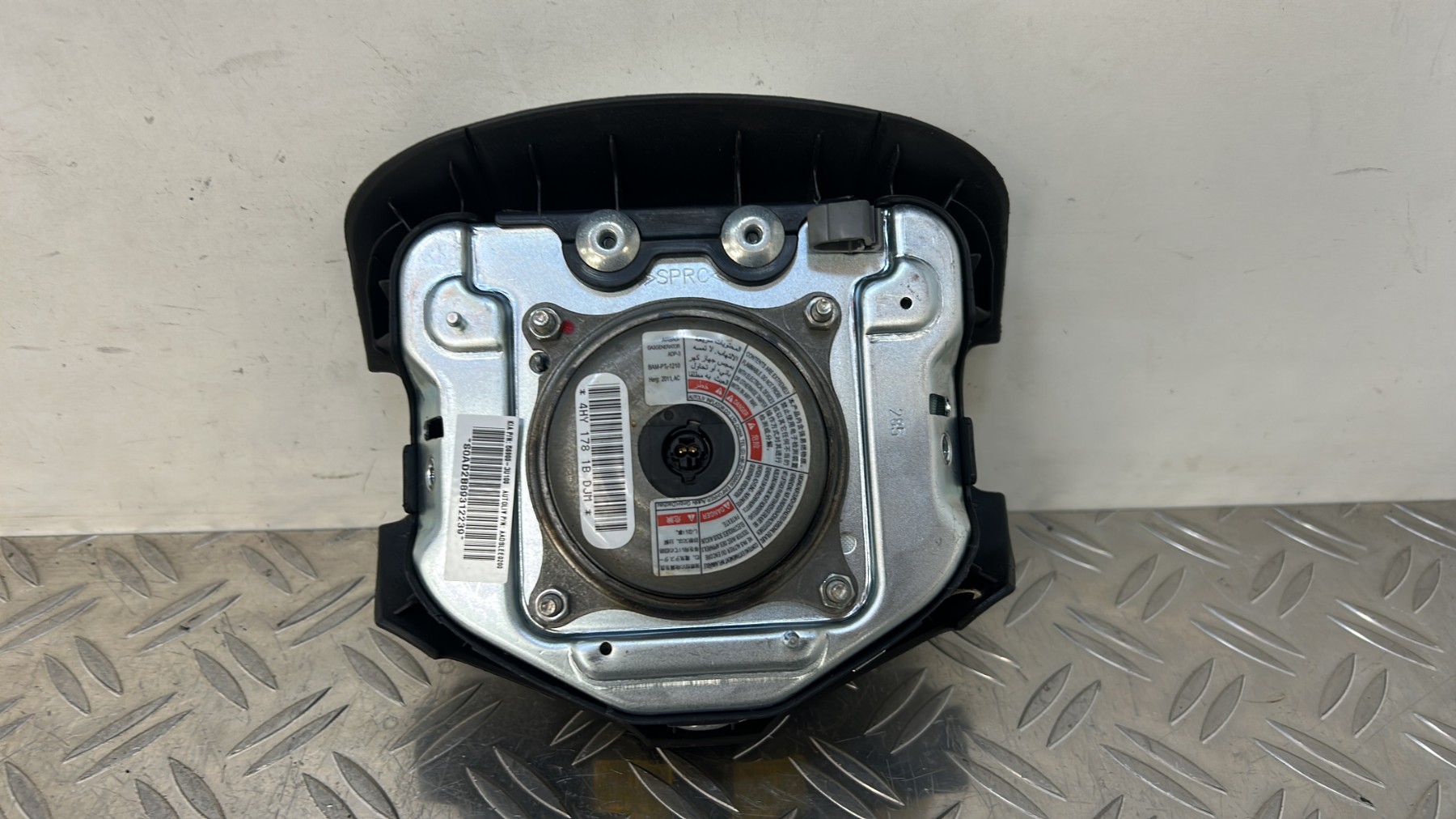 Air bag conducteur KIA SPORTAGE 3 PHASE 1 – 569003U100