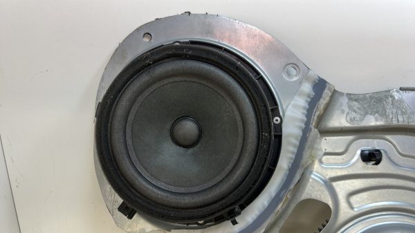 Leve vitre electrique avant gauche KIA SPORTAGE 3 PHASE 1 – 824703U120