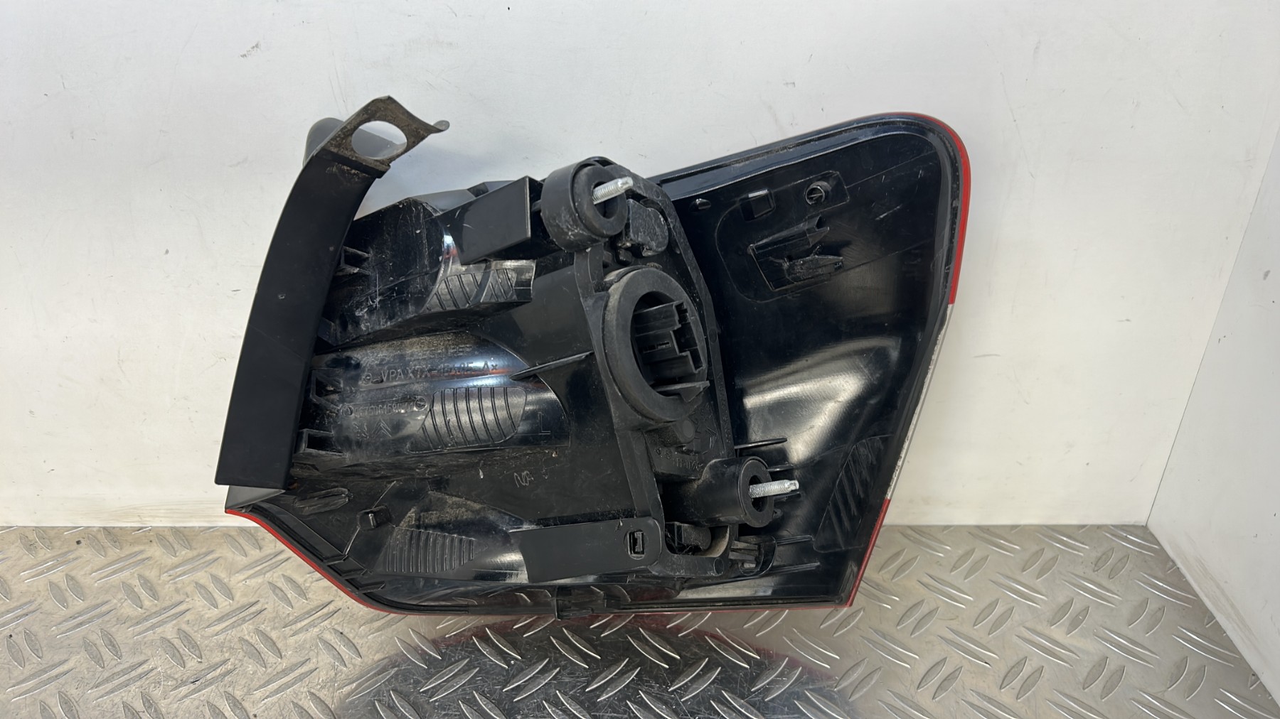 Feu arriere principal gauche (feux) CITROEN C5 2 – 9675061580