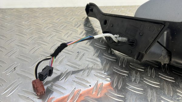 Coquille de retroviseur droit PEUGEOT 208 1 PHASE 1 – 1611240780