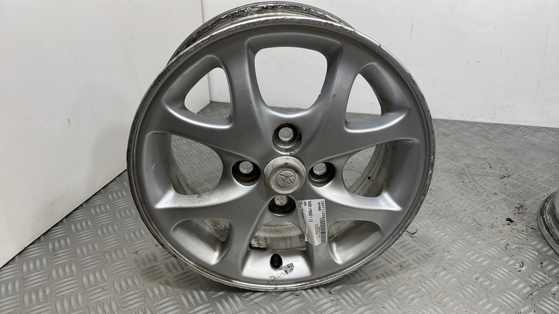 Jante TOYOTA YARIS 1 PHASE 1 – 426110D030