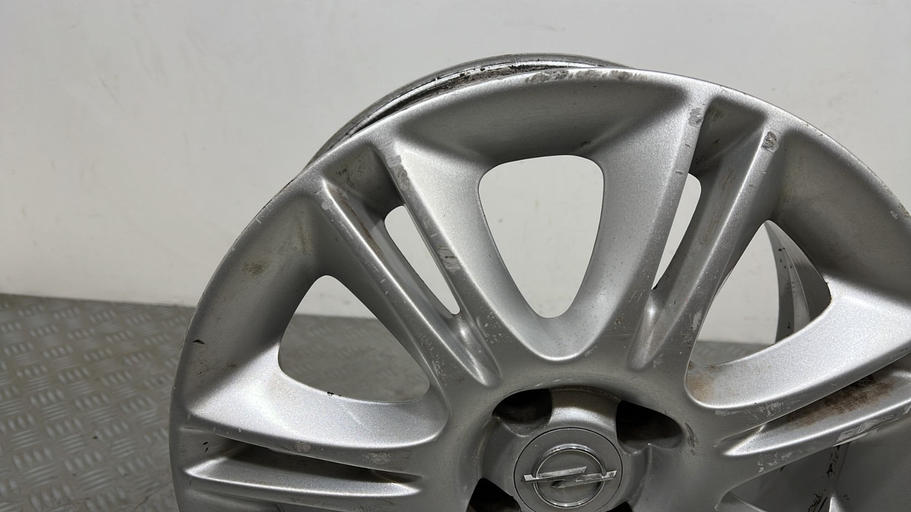 Jante OPEL CORSA D PHASE 1 – (0P033K8)