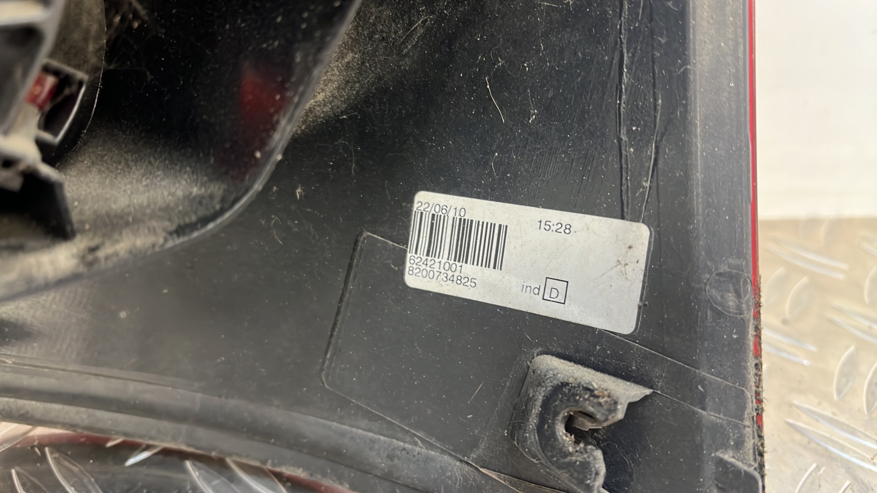 Feu arriere principal gauche (feux) DACIA SANDERO 1 – (8200734825)