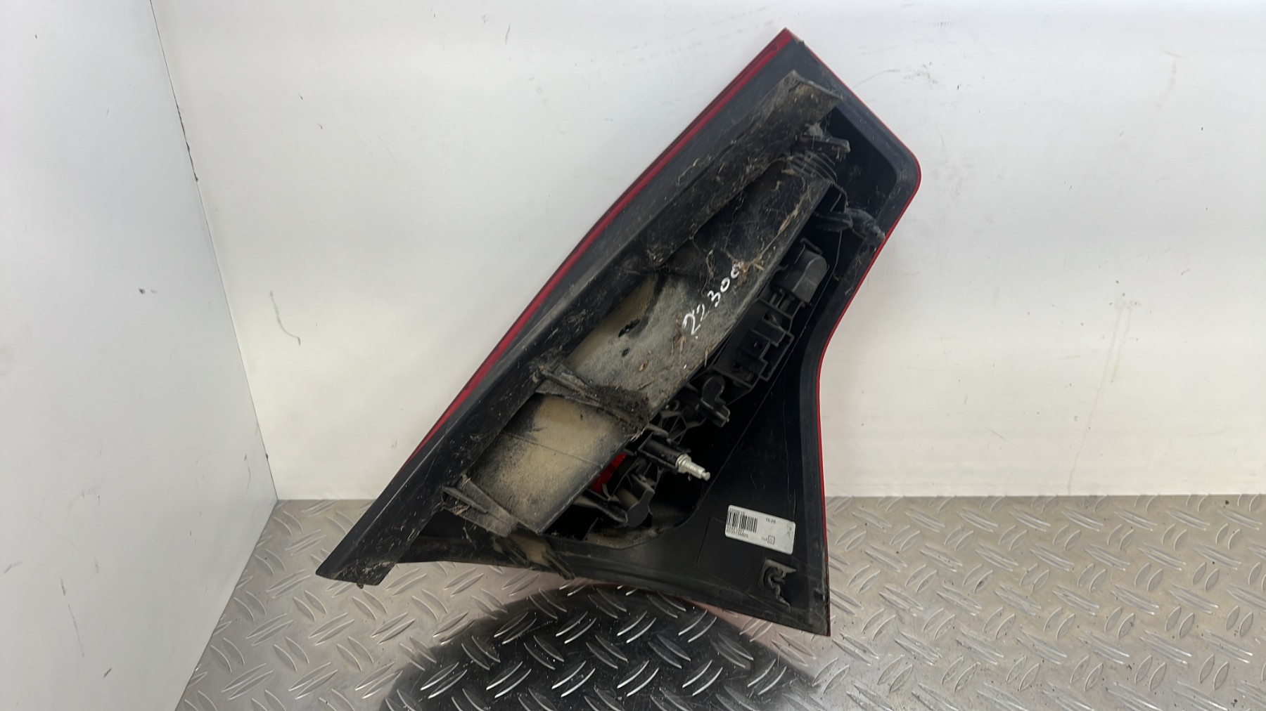 Feu arriere principal gauche (feux) DACIA SANDERO 1 – (8200734825)