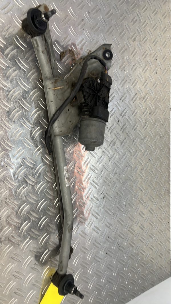 Moteur essuie glace avant DACIA SANDERO 1 – (8200619512)