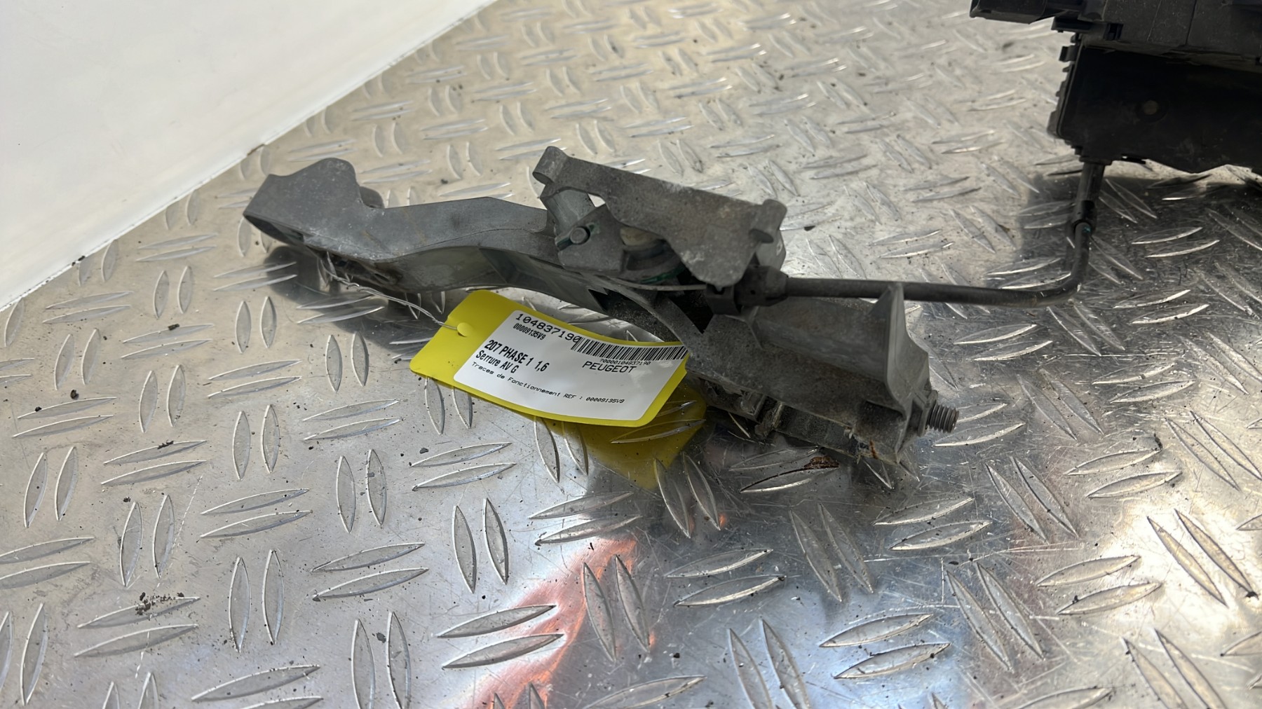 Serrure avant gauche PEUGEOT 207 PHASE 1 – (00009135V9)