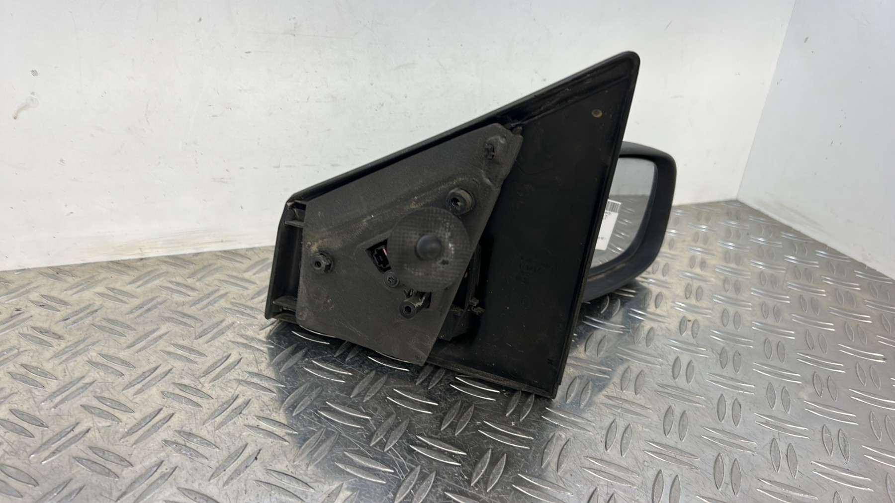 Retroviseur droit RENAULT CLIO 3 PHASE 1 BREAK – (7701061191)