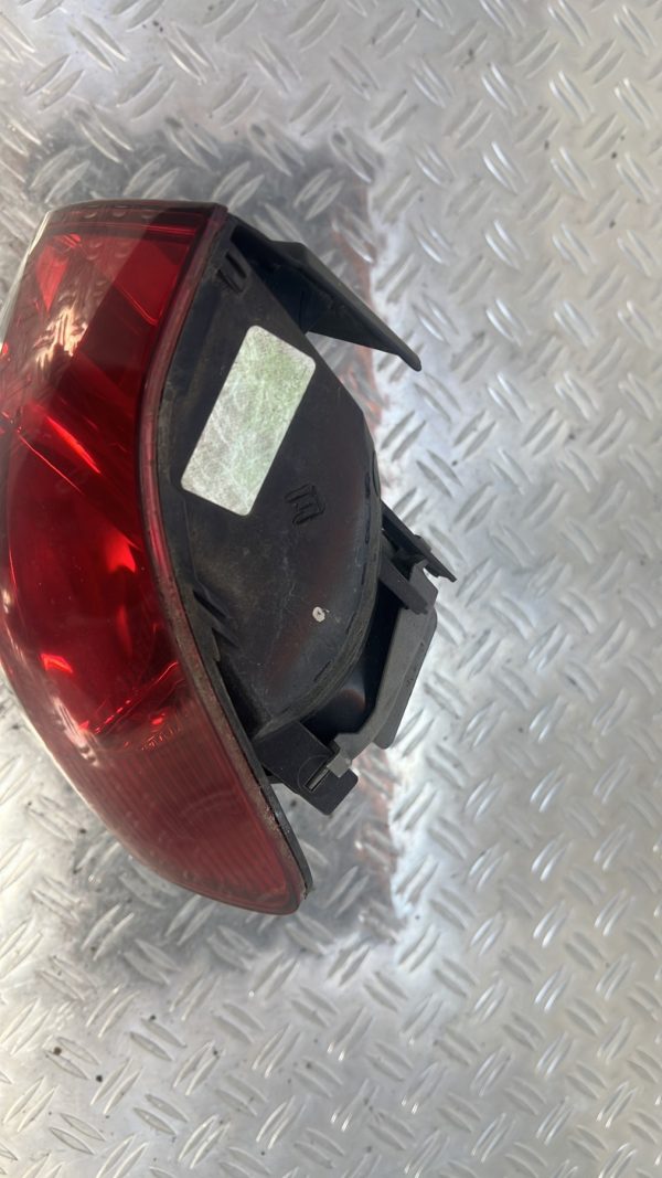 Feu arriere principal droit (feux) VOLKSWAGEN FOX – 5Z0945112
